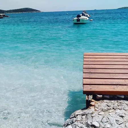 1 Apartamento Rogoznica (Sibenik-Knin)