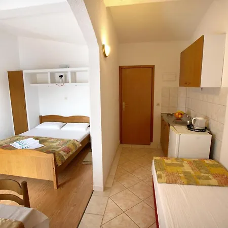 Apartment Rogoznica 1 Rogoznica (Sibenik-Knin)