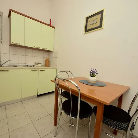 Rogoznica 1 Apartment *