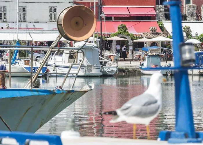 1 * Rogoznica (Sibenik-Knin)