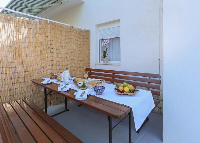 1 Rogoznica (Sibenik-Knin)